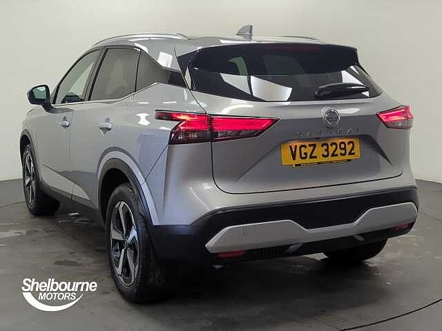 Nissan Qashqai DIG-T N-CONNECTA MHEV