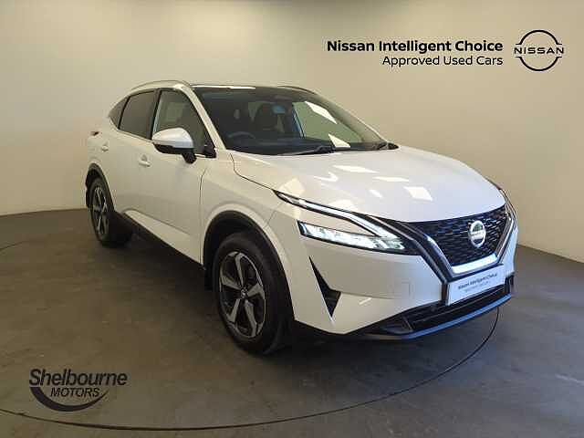 Nissan Qashqai DIG-T PREMIERE EDITION DCT MHEV