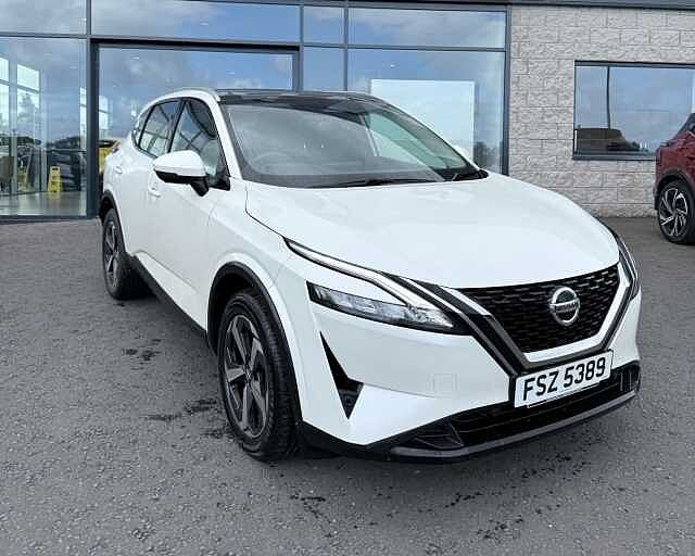 Nissan Qashqai DIG-T N-CONNECTA DCT MHEV