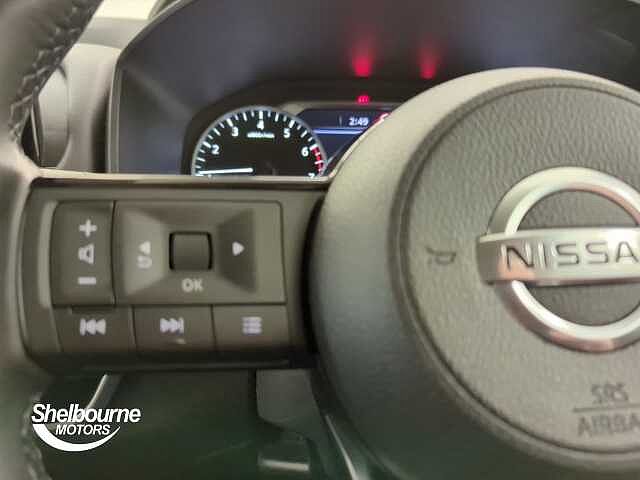 Nissan Qashqai DIG-T N-CONNECTA MHEV