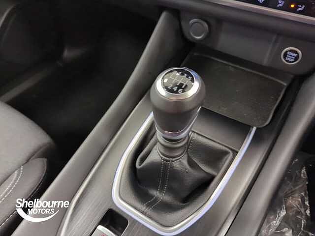 Nissan Qashqai DIG-T N-CONNECTA MHEV