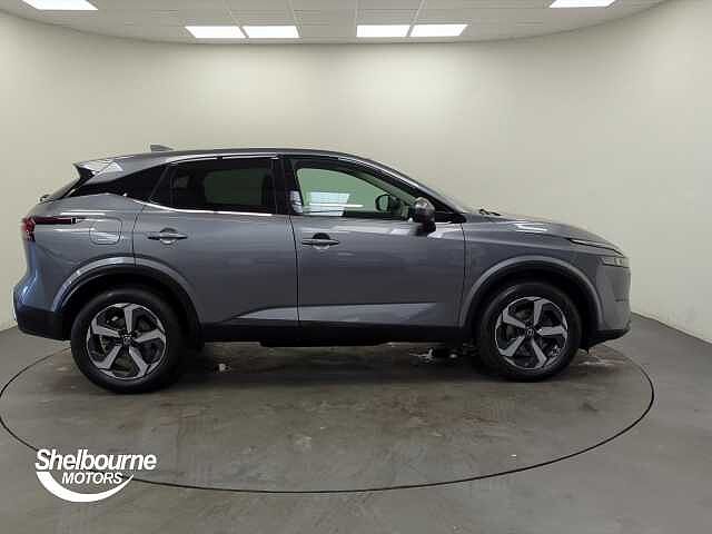 Nissan Qashqai DIG-T N-CONNECTA MHEV