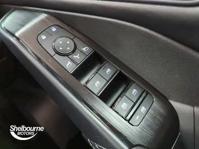 Nissan Qashqai DIG-T ACENTA PREMIUM DCT MHEV