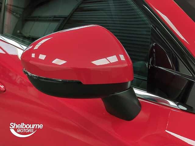 Nissan Qashqai DIG-T ACENTA PREMIUM DCT MHEV