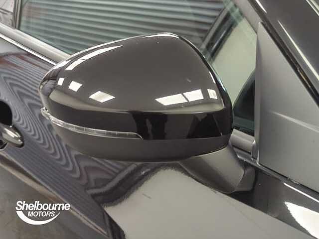 Nissan Juke DIG-T N-CONNECTA DCT