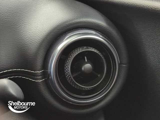 Nissan Juke DIG-T N-CONNECTA DCT