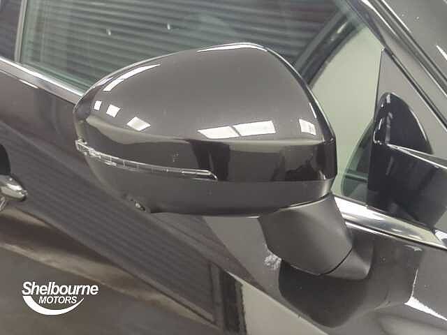 Nissan Qashqai DIG-T N-CONNECTA DCT MHEV