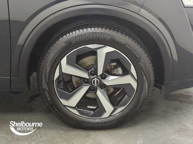 Nissan Qashqai DIG-T N-CONNECTA DCT MHEV